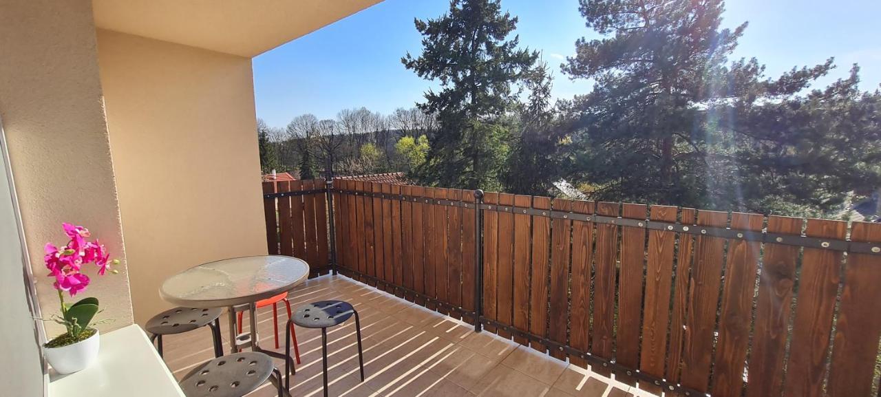 Lugas Apartman Miskolctapolca 2 Haloszoba Dezsa Es Jakuzzi Koezel A Barlangfuerdohoez Exteriör bild